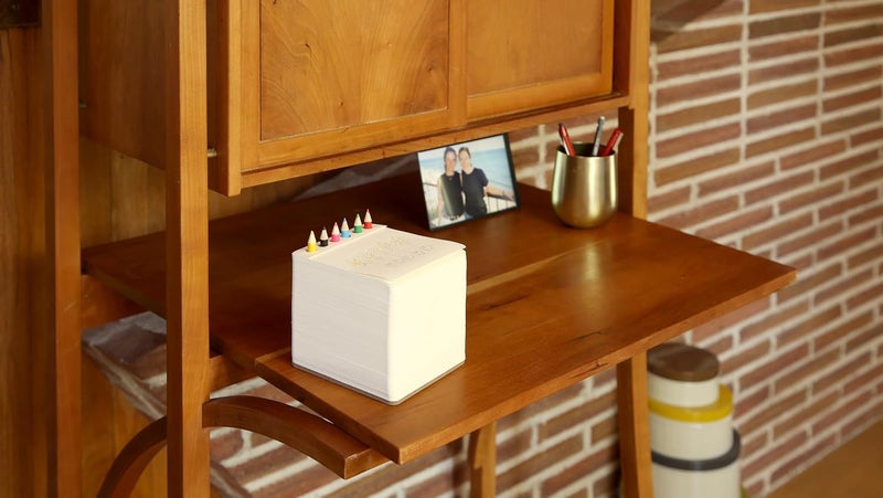 Three by Three Seattle jOTBLOCK Square Chunky Sketchpad: With 6 Colored Pencils for Memos, Notes, Drawings, Letters & Office (550 Sheets) - Image 4